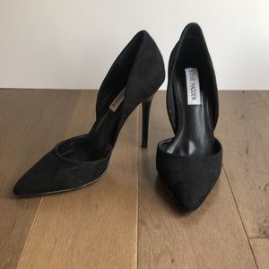 Steve Madden - Black suede pumps - size 6